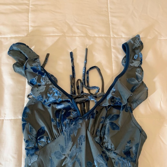 lucy in the sky blue dress - Picture 1 of 6